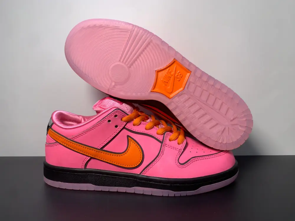 The Powerpuff Girls ✖️ Nike Dunk SB low Blossom pink FD2631-600 