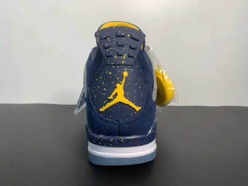 Air Jordan 4 Retro Michigan Wolverines, PE Amarillo Navy White 