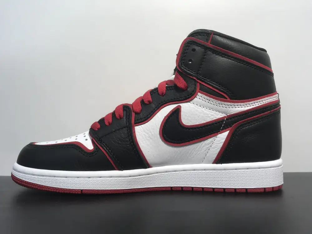 Air Jordan 1 Retro High Bloodline 555088-062 