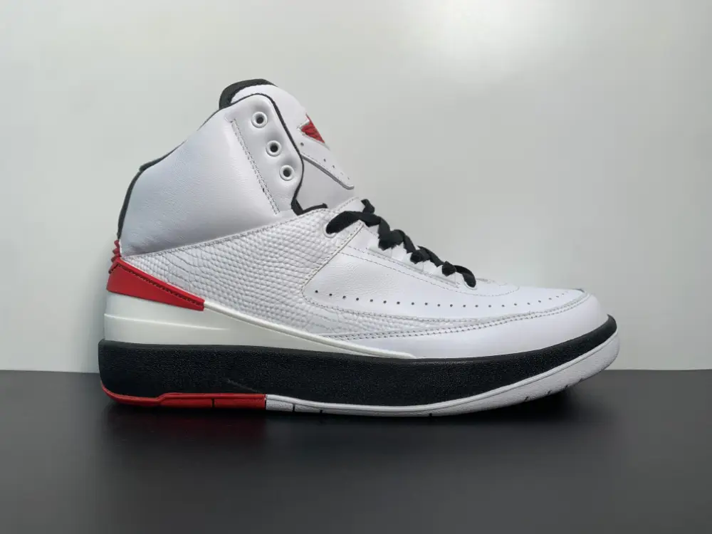 Air Jordan 2 OG “Chicago” DX2454-106 2B81437