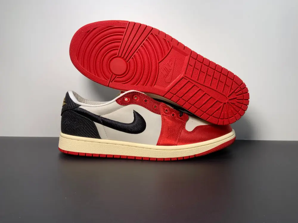 Trophy Room x Air Jordan 1 Low OG “Home” FN0432-017 
