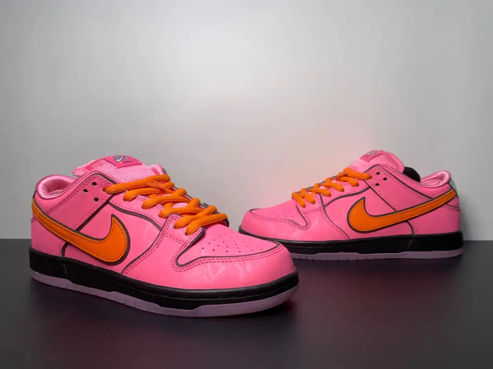 The Powerpuff Girls ✖️ Nike Dunk SB low Blossom pink FD2631-600 