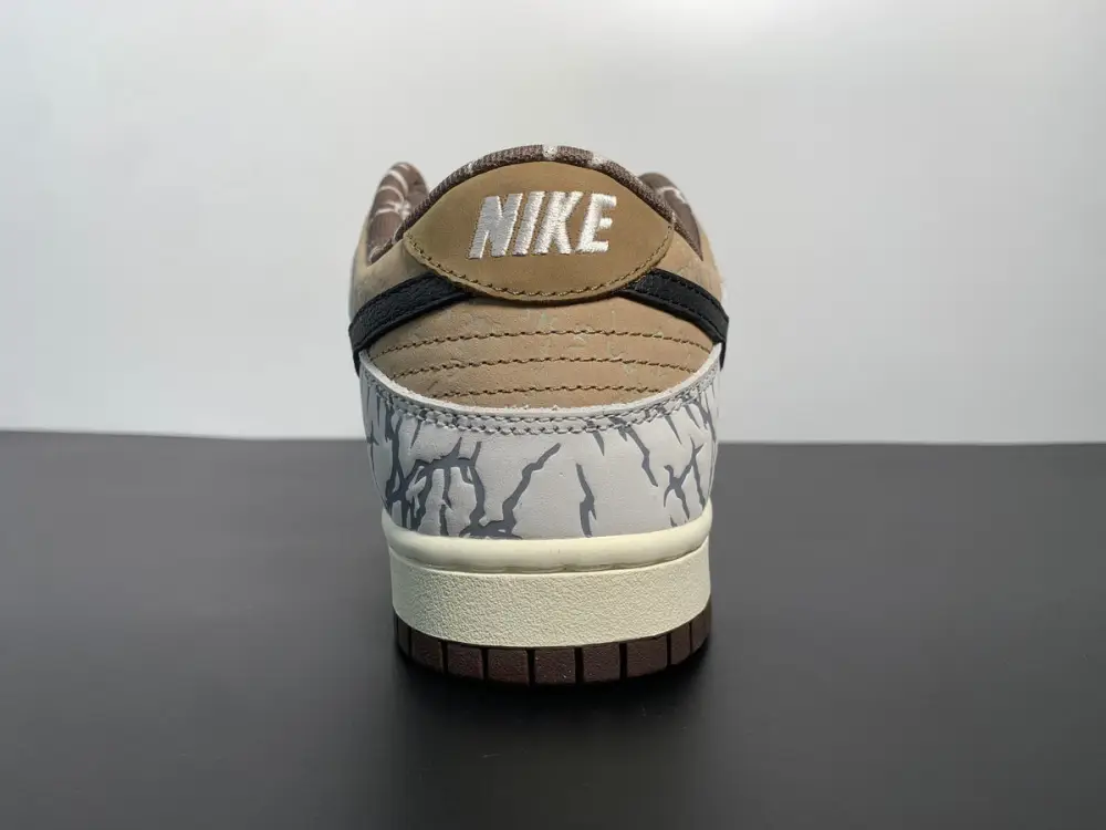 Nike SB Dunk Low ✖️Travis Scott Grey White Cashew Fruit CT5053-010 