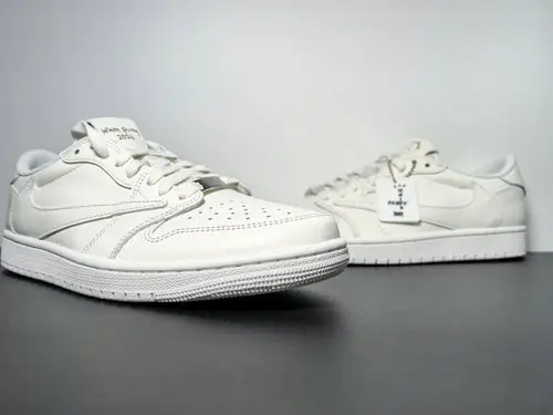 Travis Scott x Wmns Air Jordan 1 Retro Low OG SP 'Michael Rubin White 