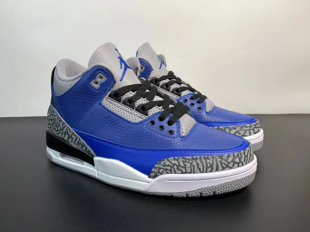 Air Jordan 3 “Varsity Royal” CT8532-400 