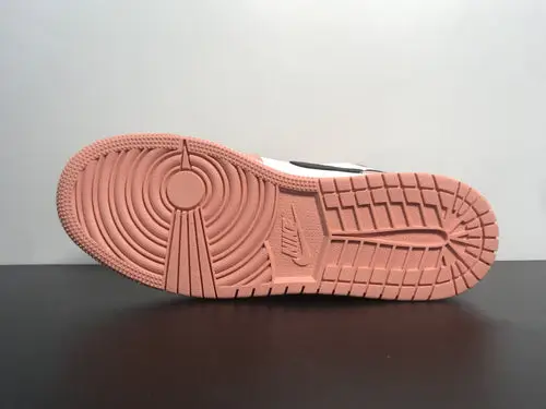 Air Jordan 1 Mid“ Pink Quartz” 