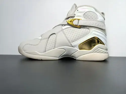 Air Jordan 8 Retro C&C Trophy 