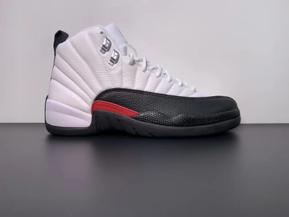 Air Jordan 12 Retro 'Taxi Flip' E4FF52176