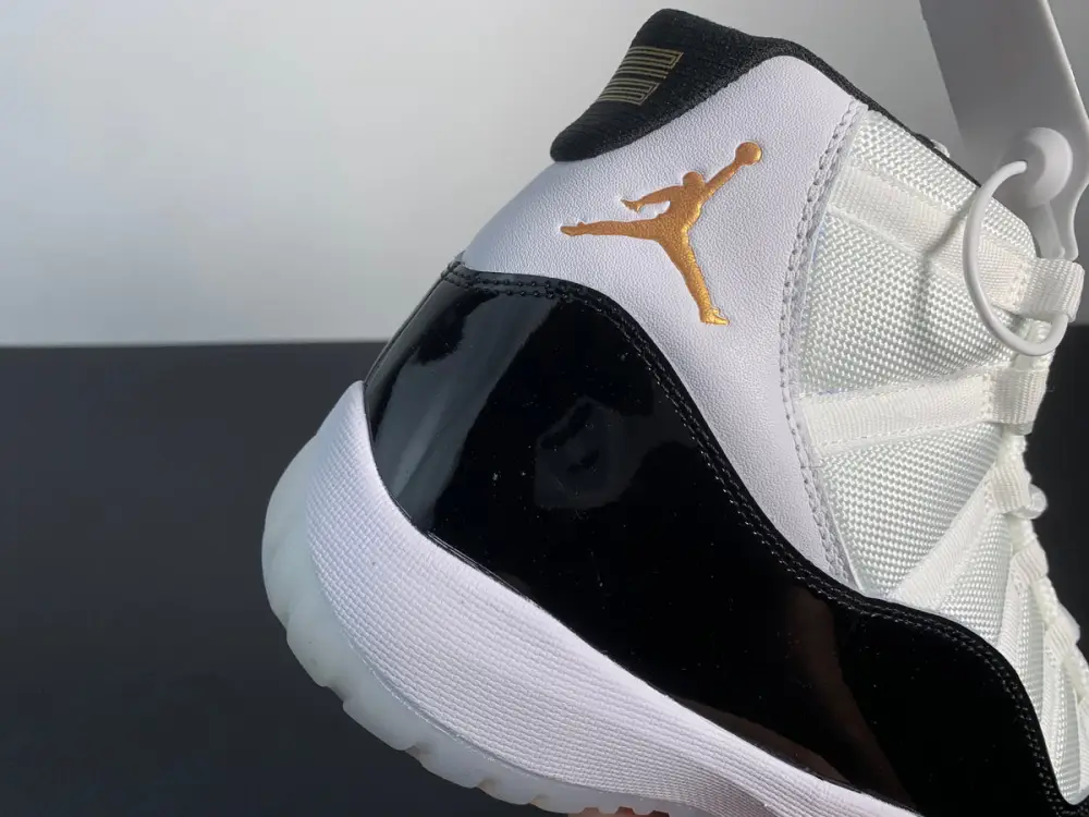 Air Jordan 11“DMP” CT8012-170 