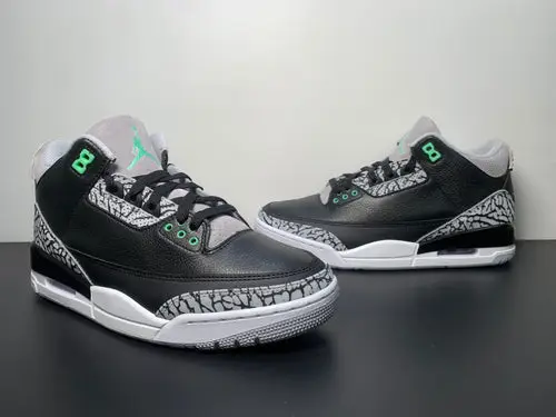 Air Jordan 3 Retro Green Glow CT8532-031 