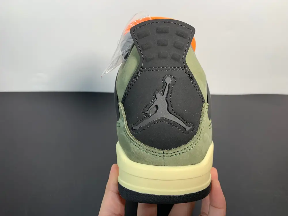 Air Jordan 4 Retro Undefeated Army Green 