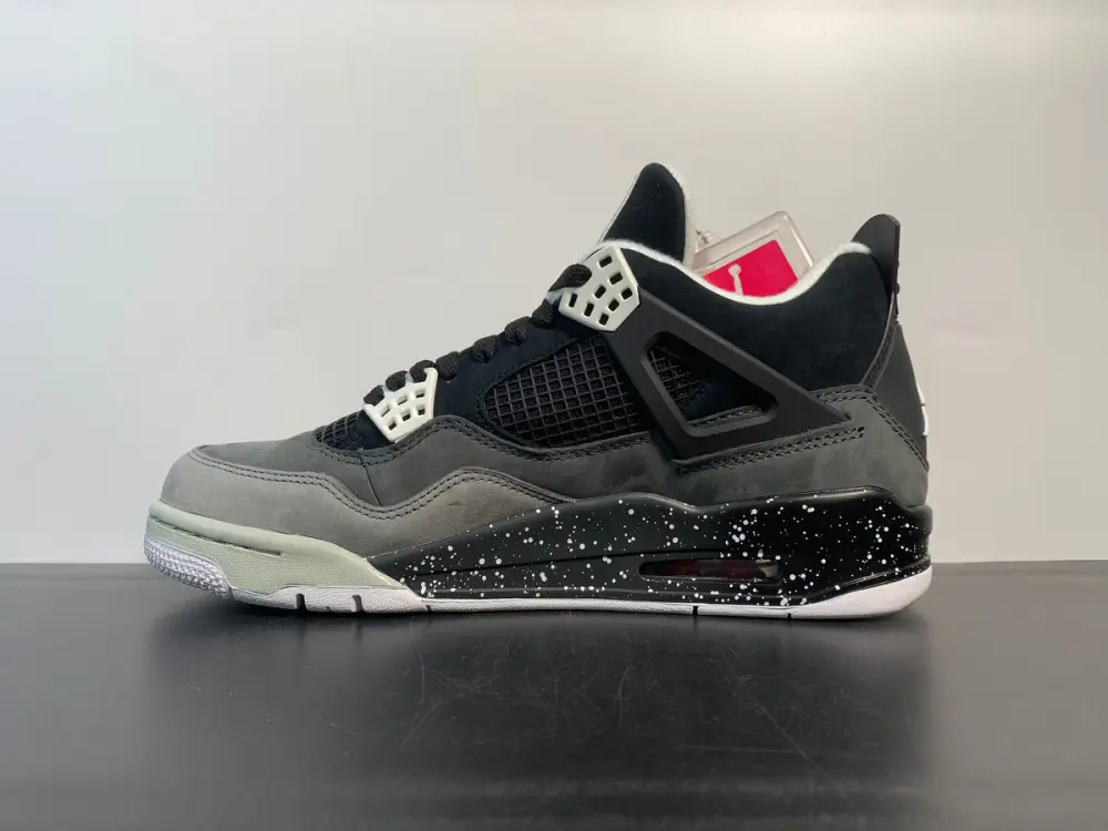 Air Jordan 4 “Fear” FQ8138-002 