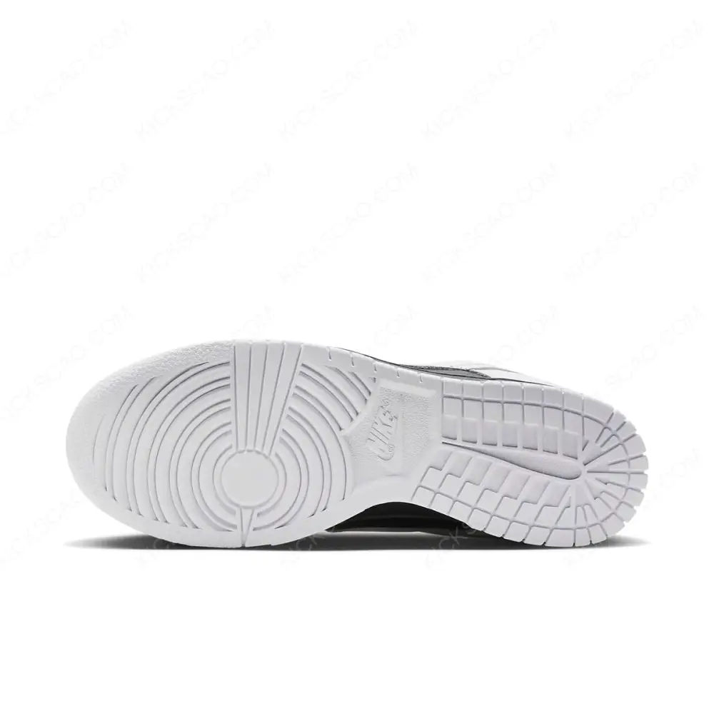 Nike Dunk Low “Reverse Panda” 