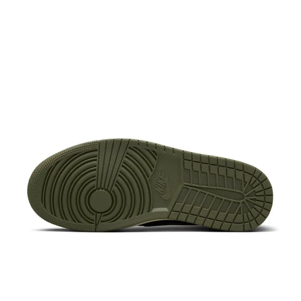 Air Jordan 1 Retro Low OG SP x Travis Scott ‘Medium Olive’ DM7866-200 