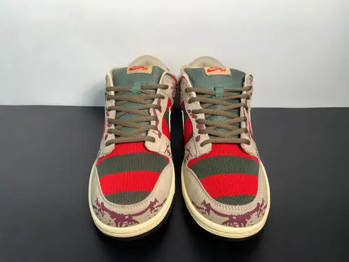 Dunk Low Pro SB 'Freddy Krueger' 313170-202 