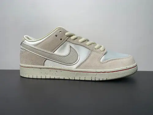 Nike SB Dunk Low Premium “Valentine’s Day” 