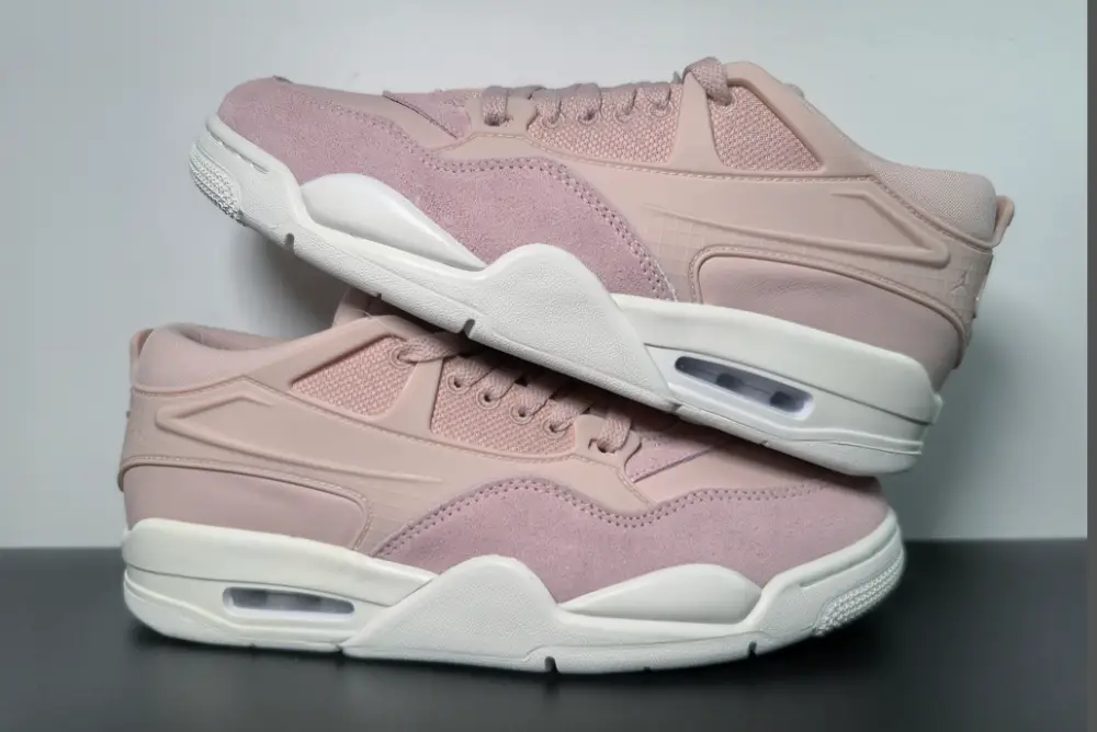 Wmns Air Jordan 4 RM 'Pink Oxford' 