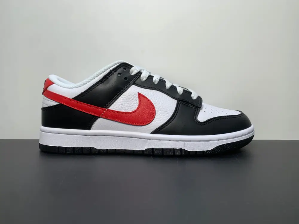 Nike Dunk Low 'Black White Red' 
