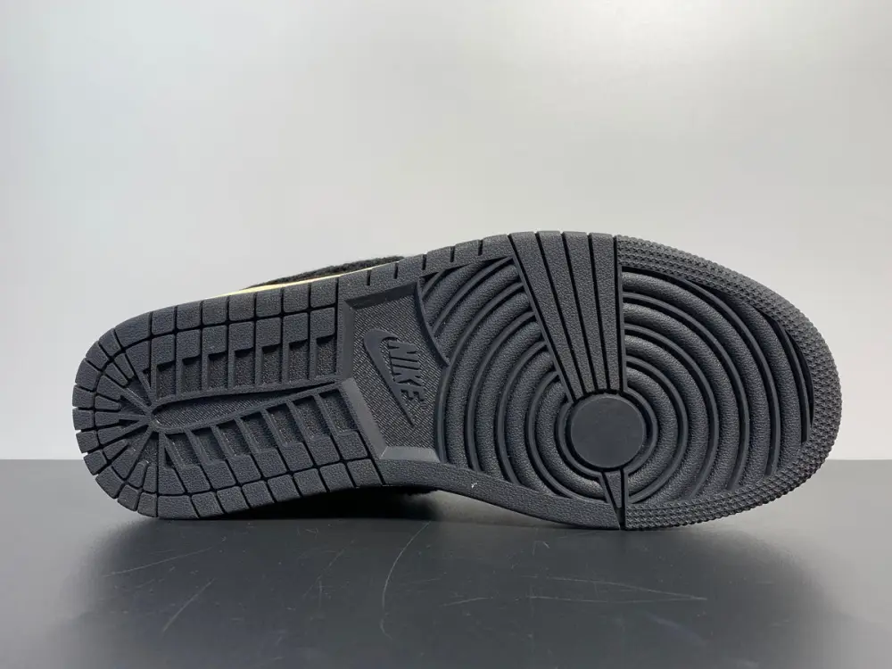 Blue The Great x Air Jordan 1 Mid Fearless CU2805-100 