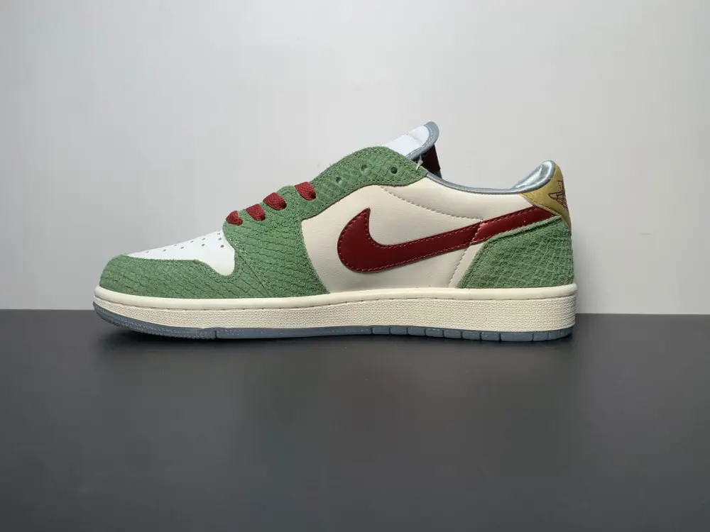 Air Jordan 1 Low OG “Chinese New Year”FN3727-100 