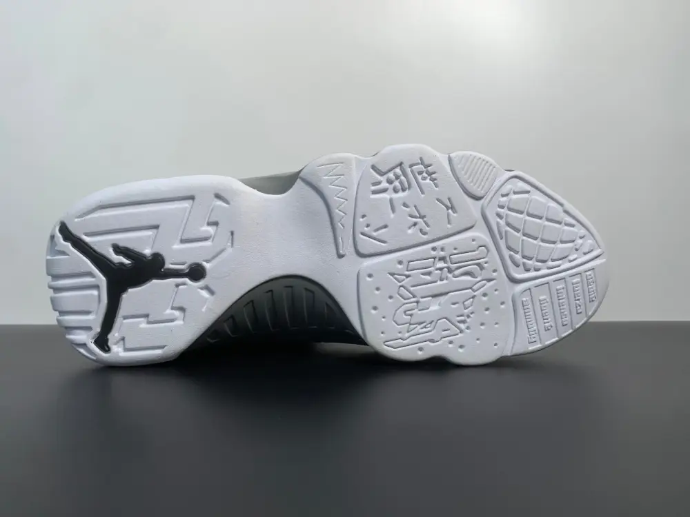 Air Jordan 9 Particle Grey 