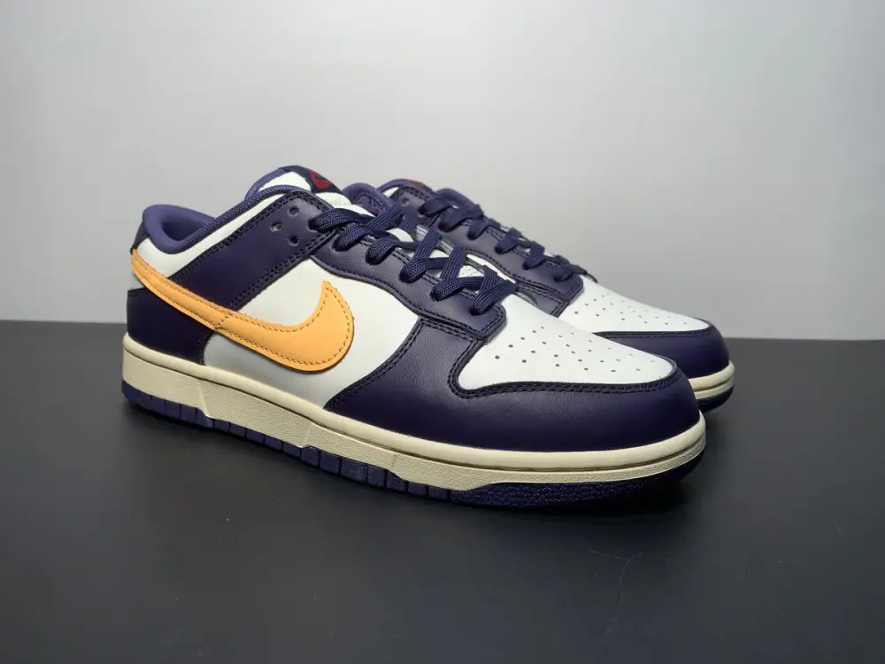Nike Dunk Low“From Nike To You” 