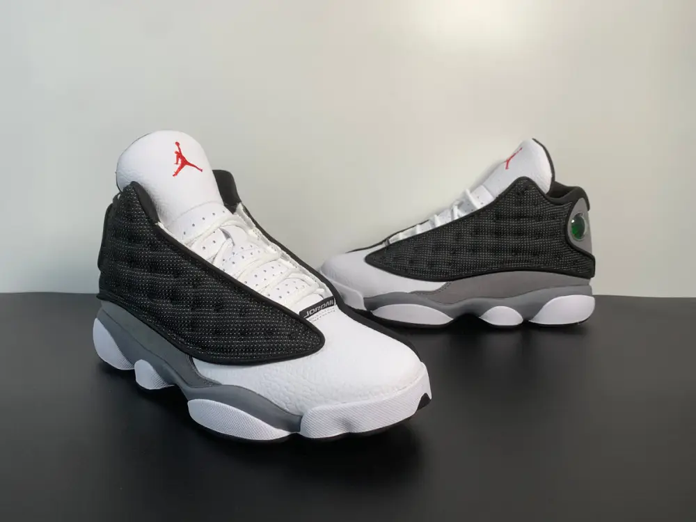 Air Jordan 13 Retro 'Black Flint' 