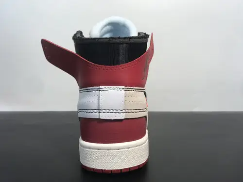 Off-White x Air Jordan 1 OG Batch ‘CHICAGO’ AA3834-101 