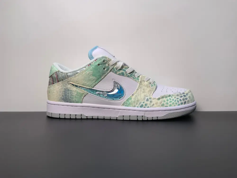 Nike SB Dunk Low Year Of The Dragon ''Steam Puppet''