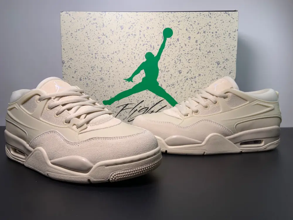 Wmns Air Jordan 4 RM 'Legend Light Brown' 