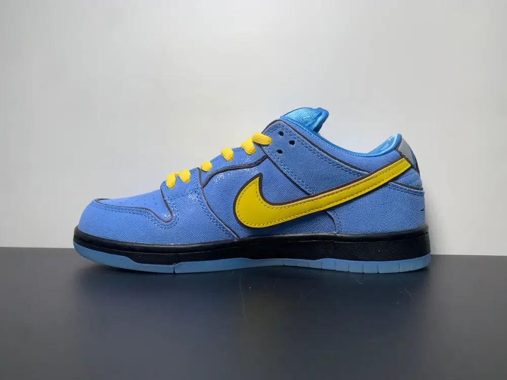 The Powerpuff Girls ✖️ Nike SB Dunk low “Bubbles” Blue Chill FZ8320-40 
