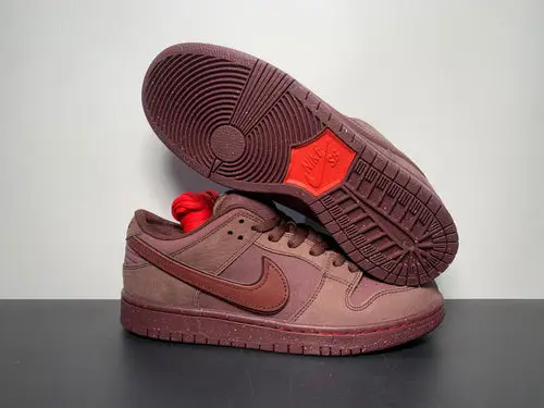 Nike SB Dunk Valentine’s Day 