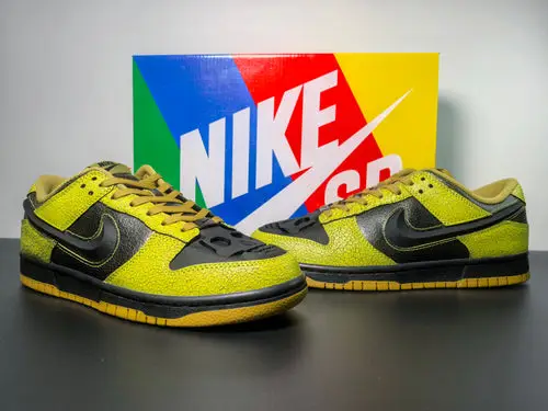 Nike Dunk Low Halloween 