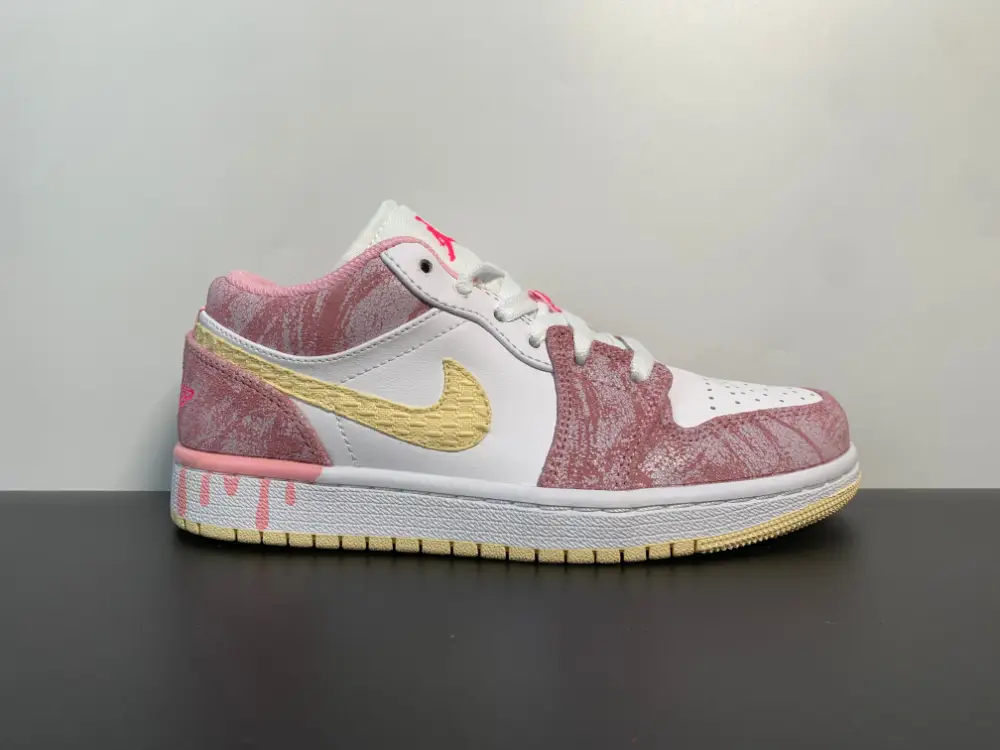 Air Jordan 1 Low GS Paint Drip 