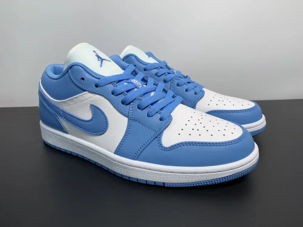 Air Jordan 1 Low “UNC” 