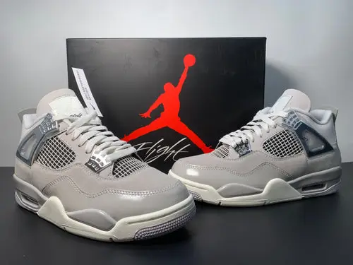 Air Jordan 4 Frozen Moments AQ9129-001 
