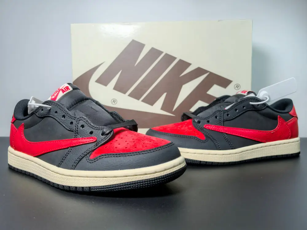 Travis Scott x Air Jordan 1 Low Bred DM7866-061 