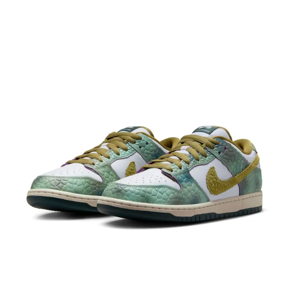 Alexis Sablone x Dunk Low SB 'Chameleon' 