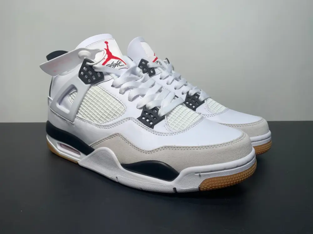 Air Jordan 4 X Nike SB Unisex Sneakers DR5415-100 