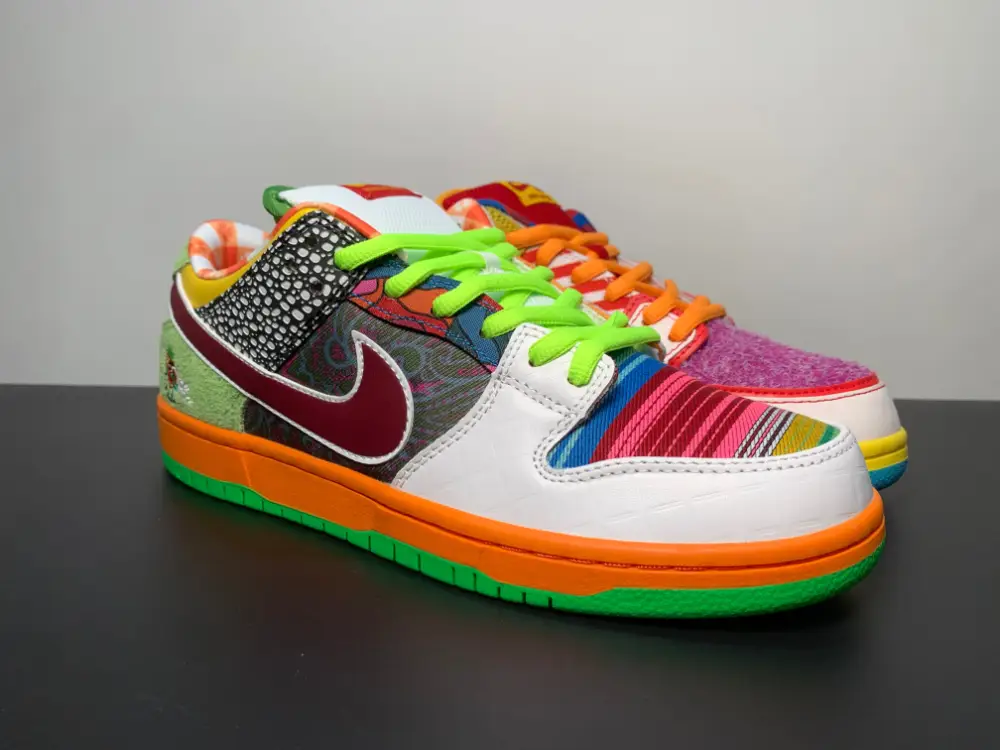 NK SB Dunk Low QS ’‘What The Paul’‘ 