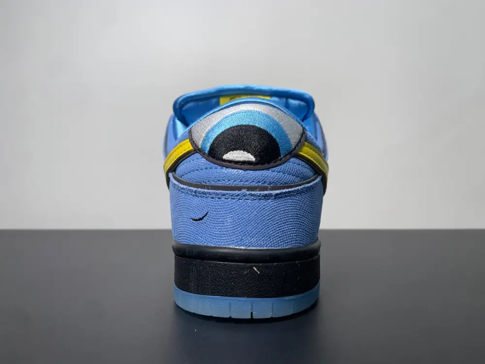 The Powerpuff Girls ✖️ Nike SB Dunk low “Bubbles” Blue Chill FZ8320-40 