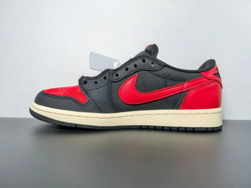 Travis Scott x Air Jordan 1 Low Bred DM7866-061 