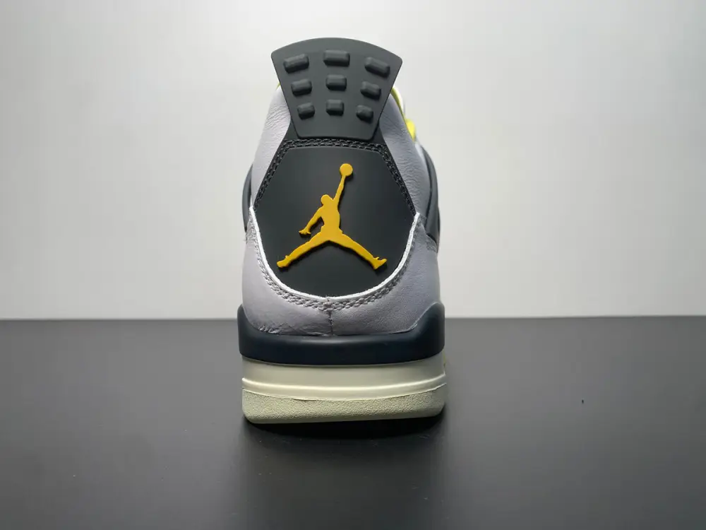 Air Jordan 4 WNNS Vivid Sulfur AQ9129-104 