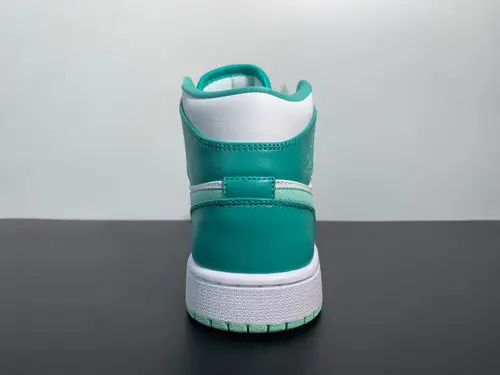 Air Jordan 1 Mid “Marine Green” DV2229-300 