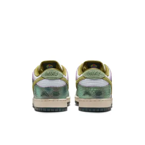 Alexis Sablone x Dunk Low SB 'Chameleon' 