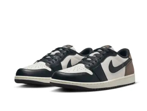 Air Jordan 1 Low OG ‘Mocha’ 