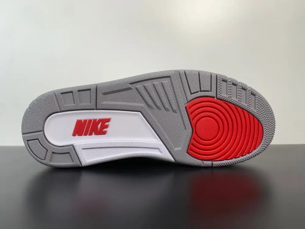 Air Jordan 3 OG “Fire Red” DN3707-160 