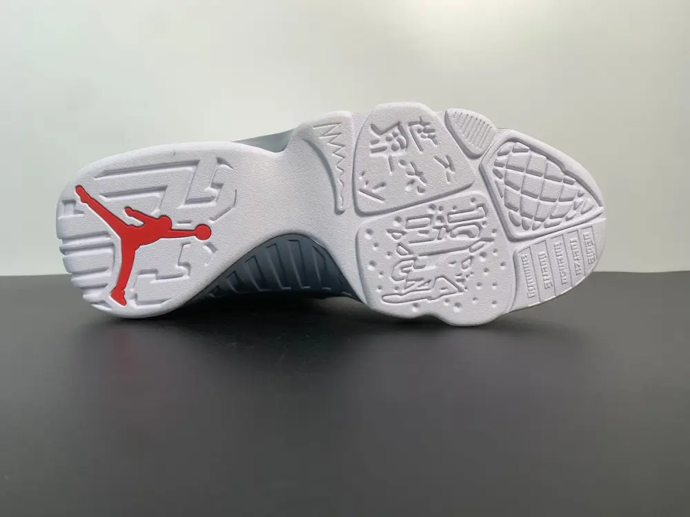 Air Jordan 9“Fire Red” 