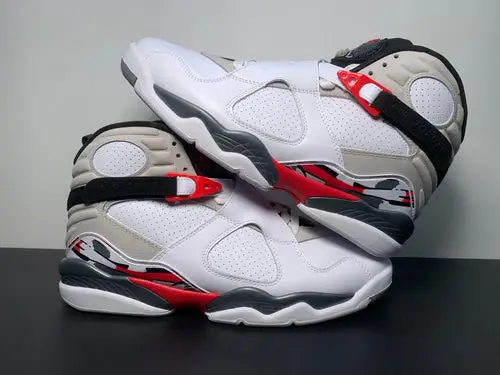 Air Jordan 8 Retro Bugs Bunny 