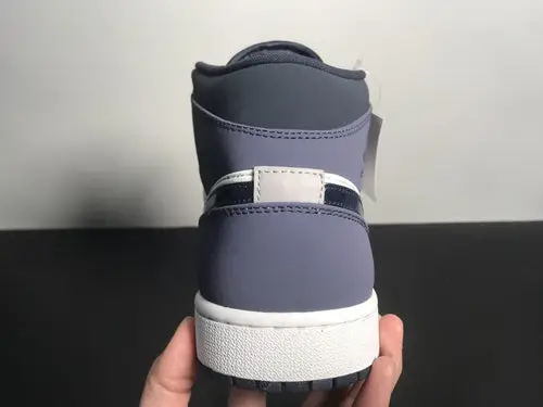 Air Jordan 1 Mid Sanded Purple 